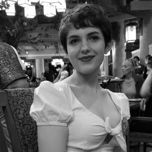 Meet your Posher, Abbey